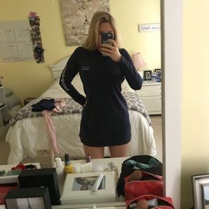 Vineyard Vines Hoodie Dress with Whale Logo!